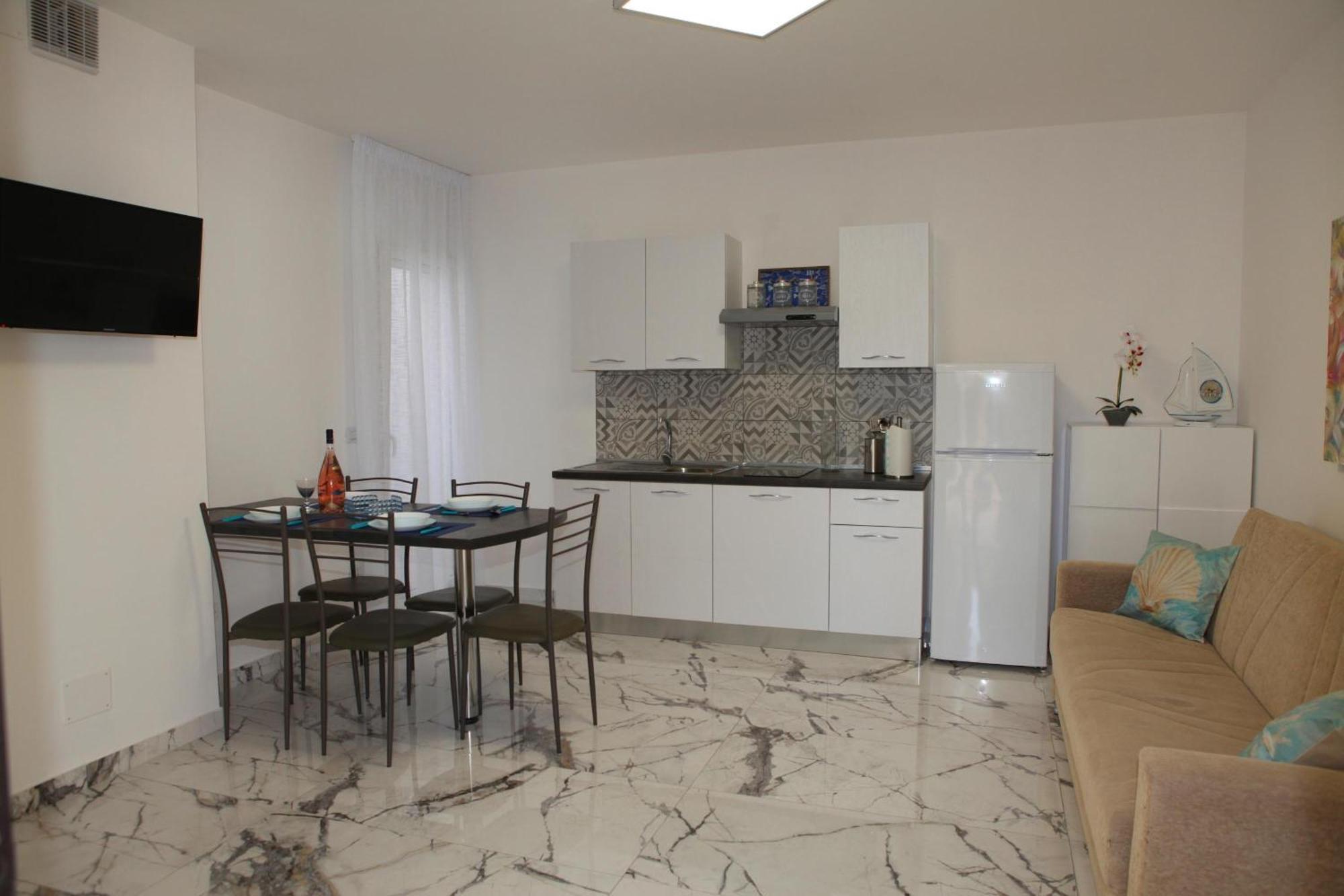 Pino Resort With Shared Pool Torre Lapillo Εξωτερικό φωτογραφία